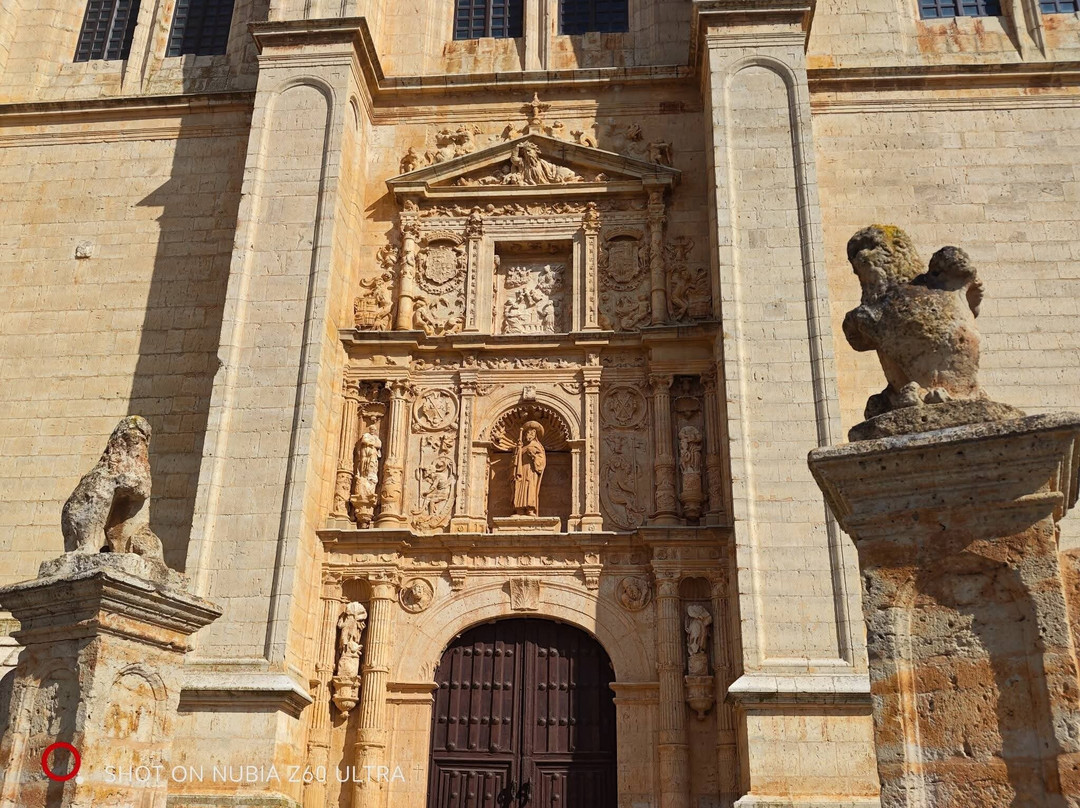 Iglesia de Santiago de Los Caballeros-Medina de Rioseco必去景点