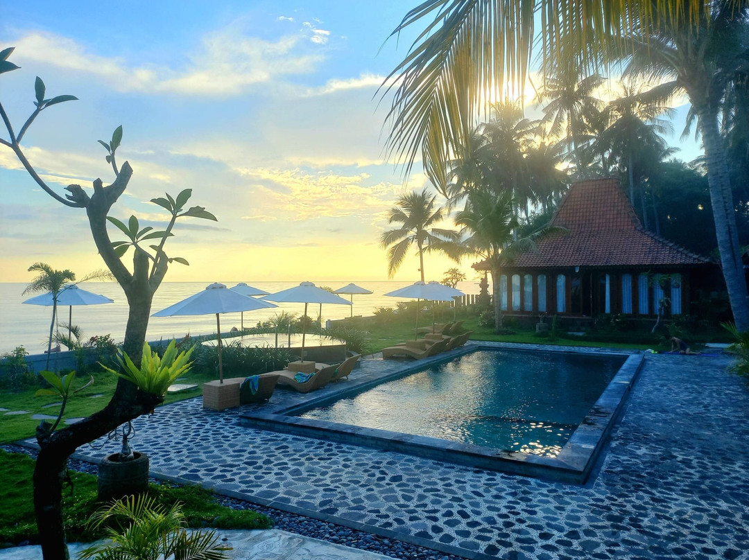 Dani Beach Villa