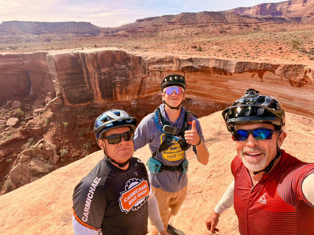 White Rim Trail-峡谷地国家公园必去景点