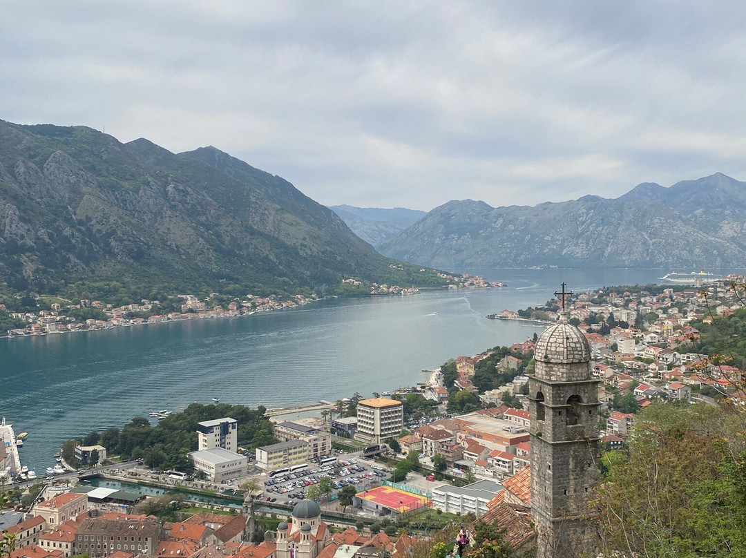 Kotor Fortress-Spiljari必去景点