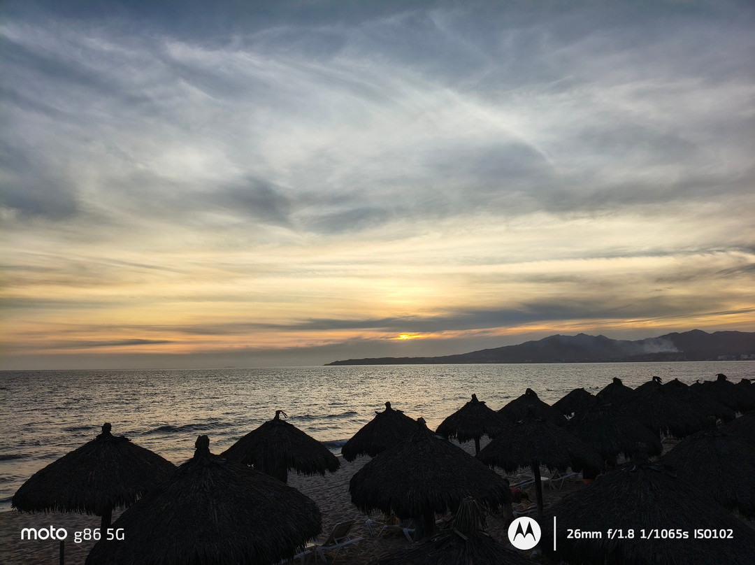 瓦雅塔桑巴全包酒店主图