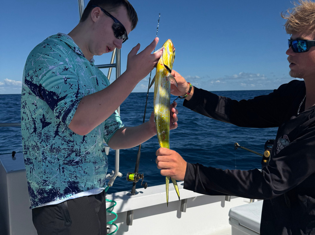 Fired Up Fishing Charters-卡纳维拉尔港必去景点