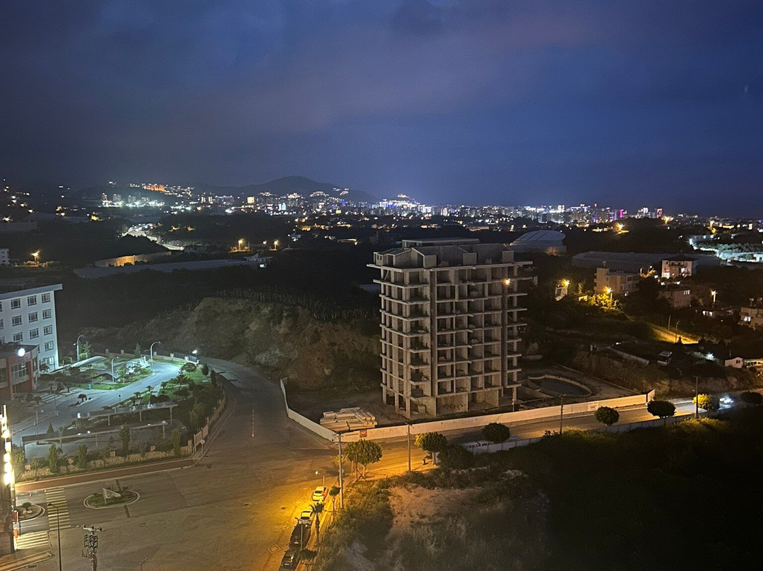 Campus Hill Hotel主图
