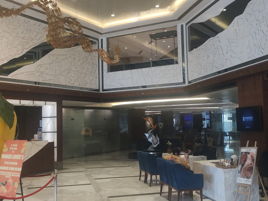 查漠丽笙酒店主图