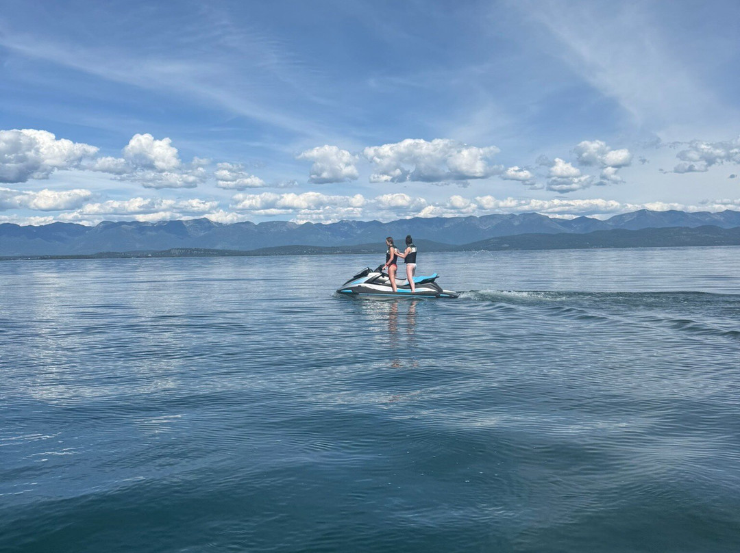 Paddle Board Outfitters-萨默斯必去景点