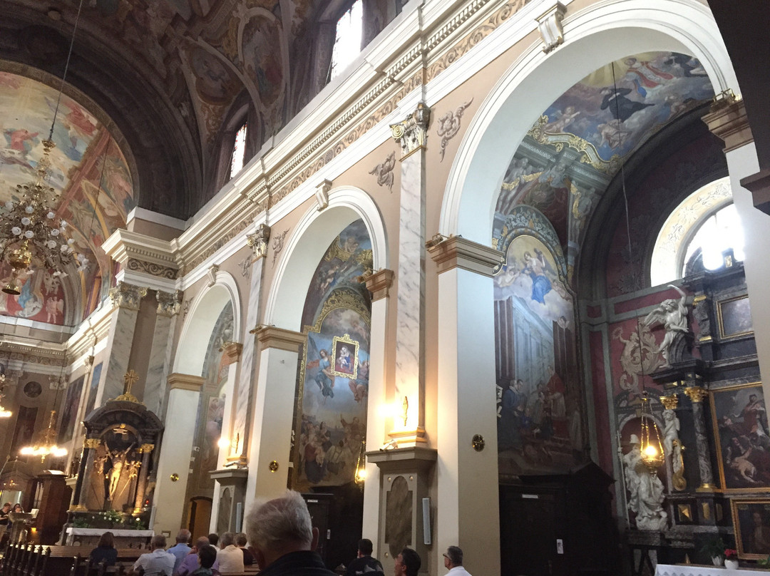 Franciscan Church (Frančiškanska cerkev)-卢布尔雅那必去景点