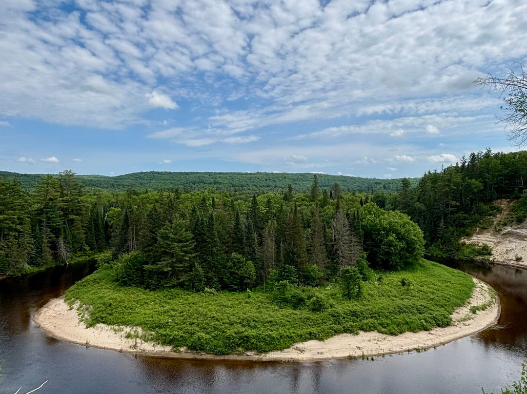 Arrowhead Provincial Park-亨茨维尔必去景点