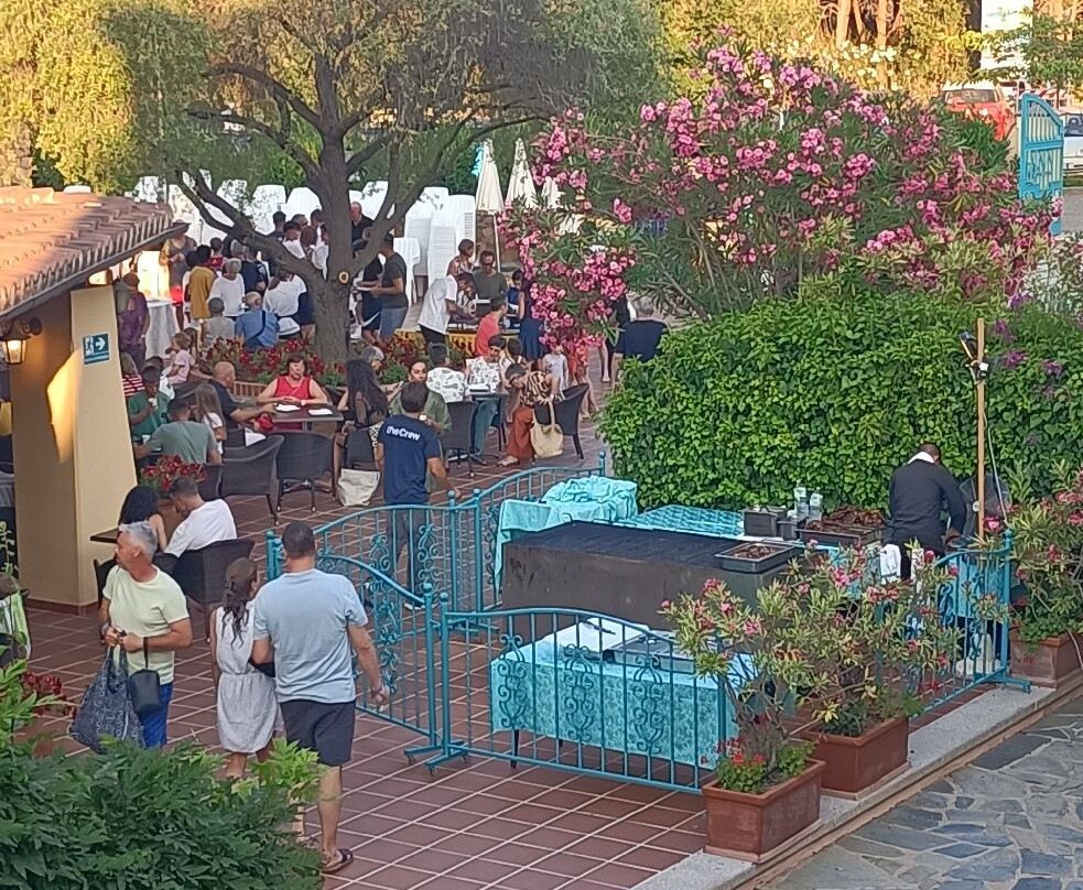 托雷莫尔斯卡俱乐部酒店主图