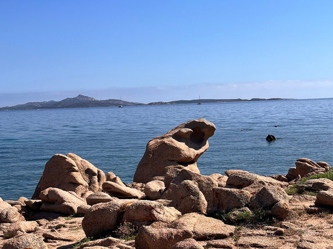 Spiaggia Mannena (Spiaggia Barca Bruciata)-Arzachena必去景点