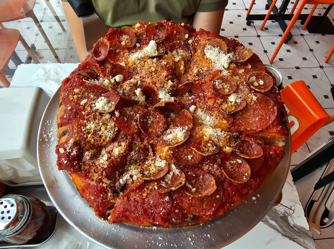 Dumbo Pizza