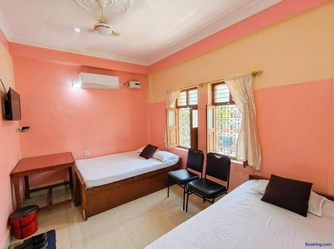 Raj Mahal guest house and Lodge