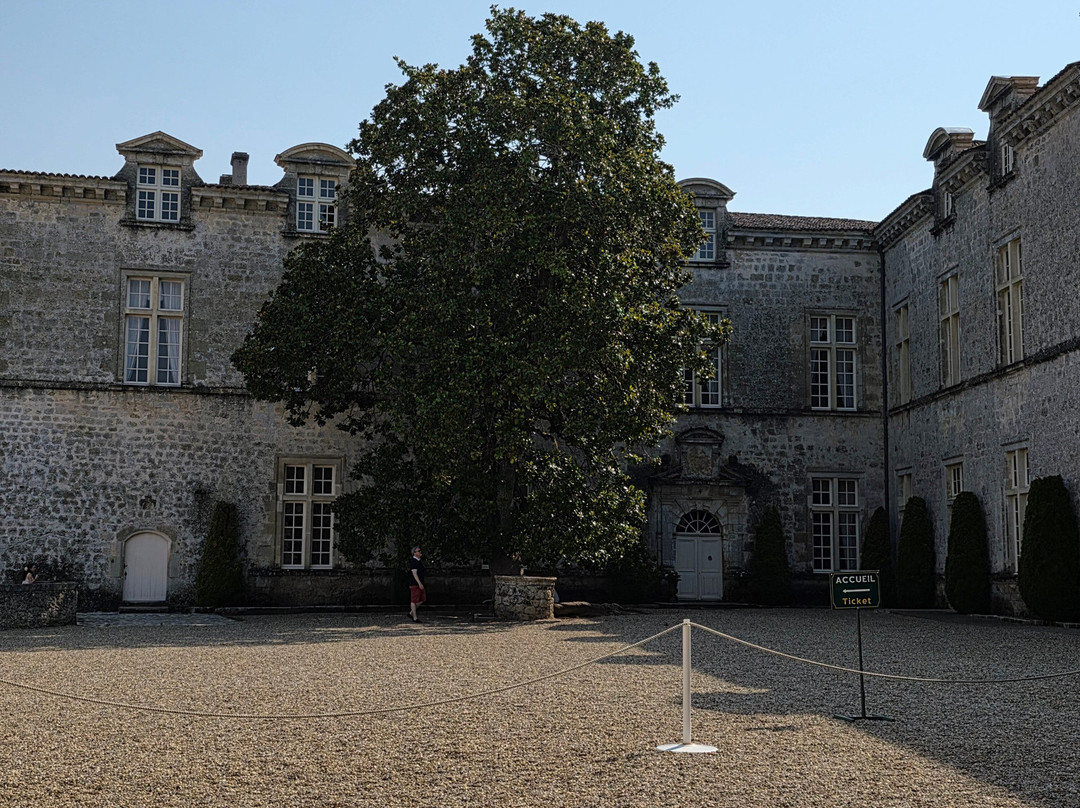 Château de Cazeneuve-Prechac必去景点