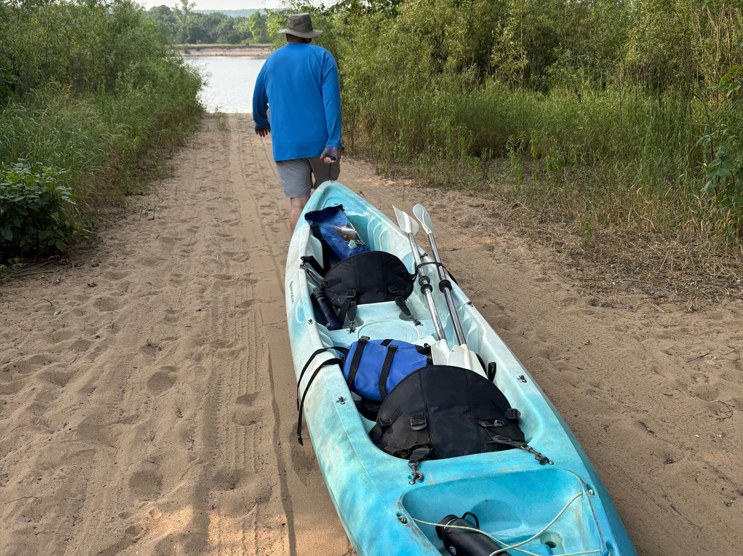 Bender's Bluff View Canoe Rentals-Sauk City必去景点