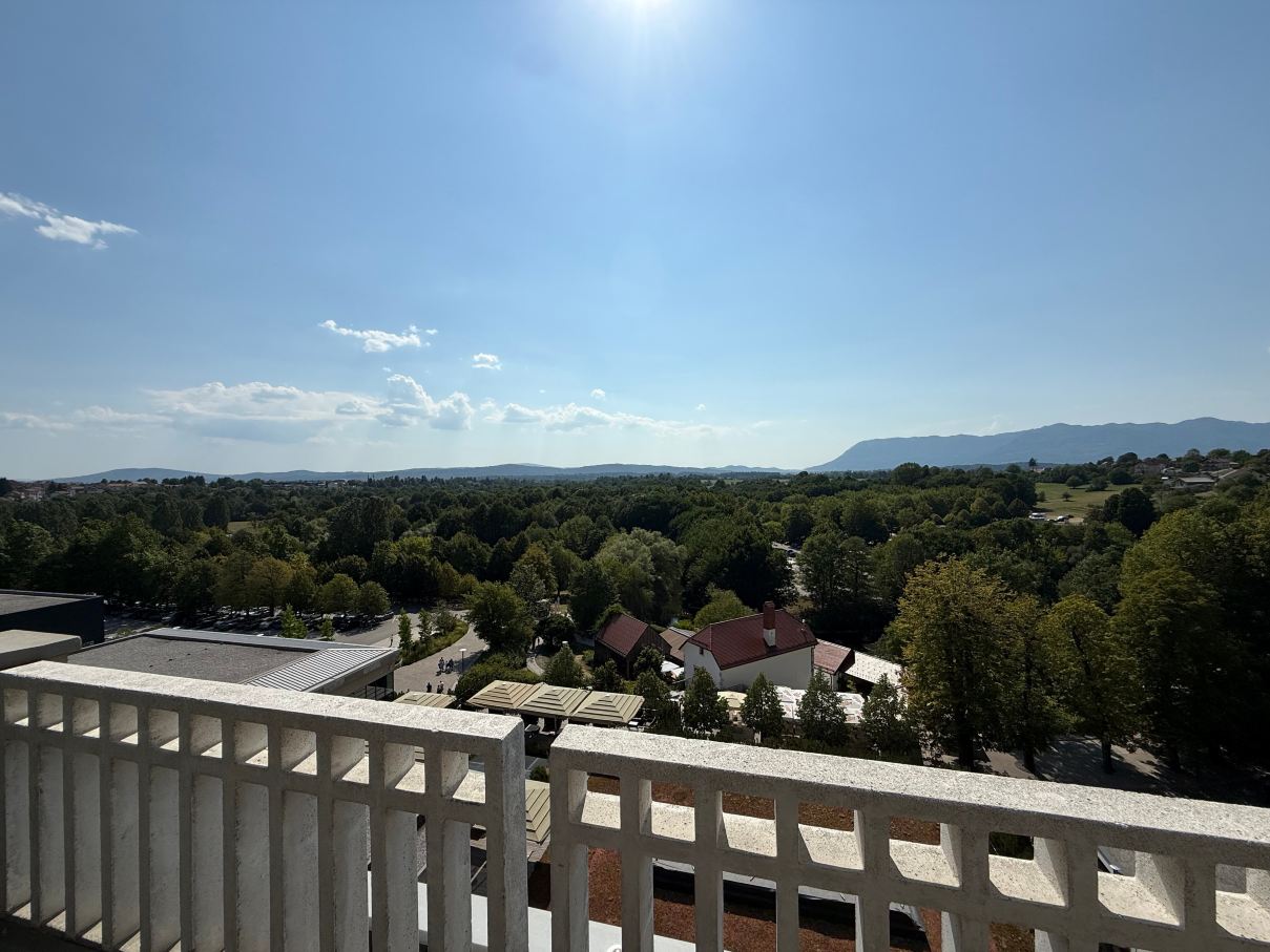 Hotel Jama-旅行者
