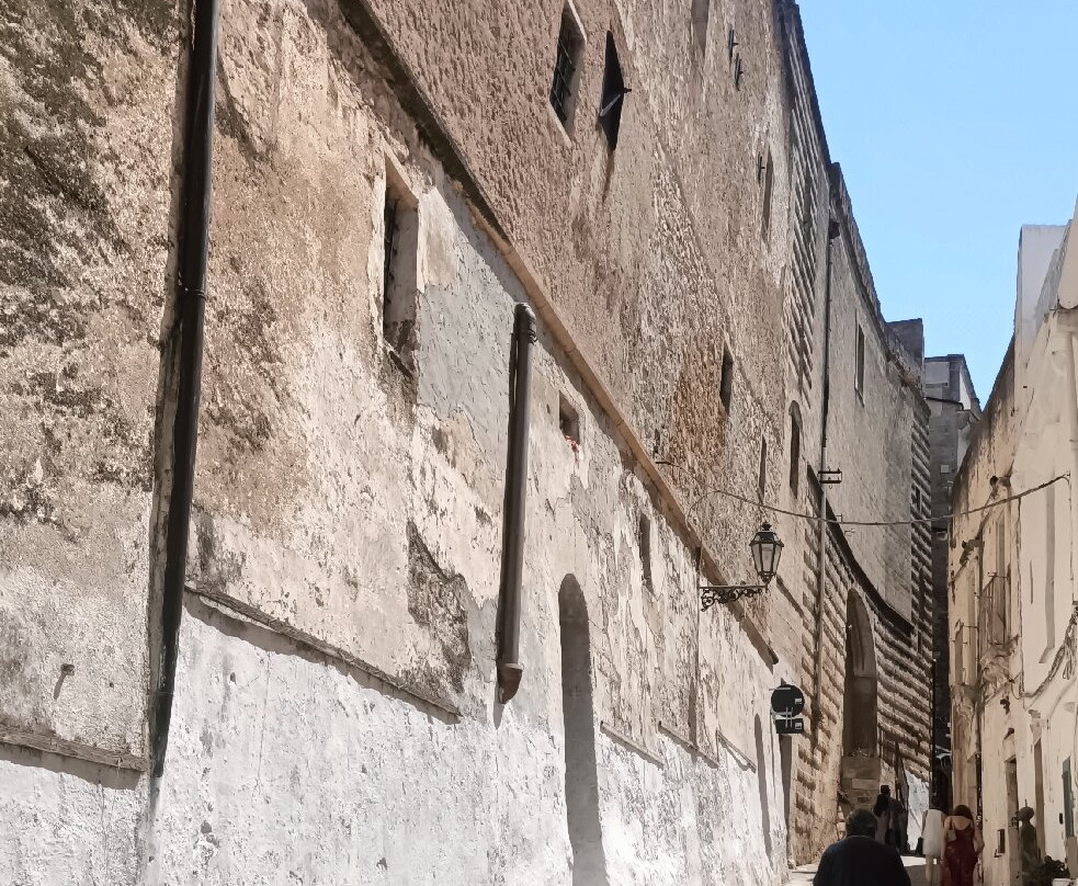 Centro Storico-奥斯图尼必去景点