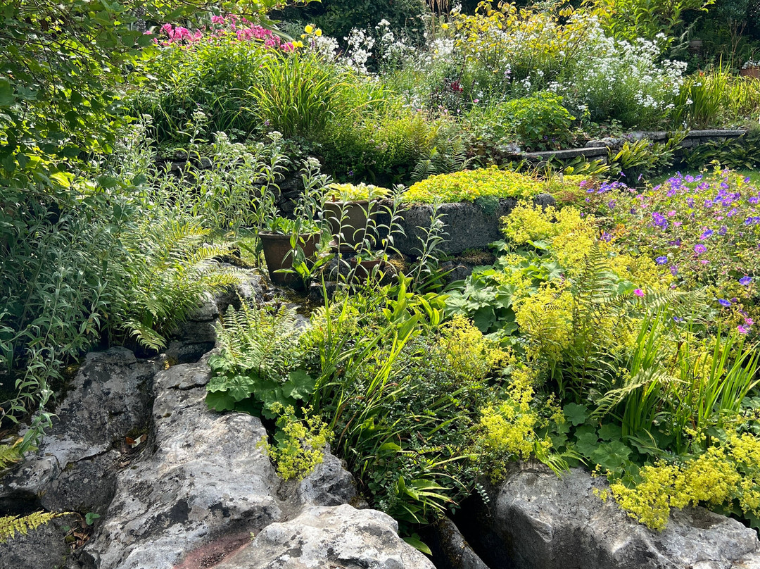 Caher Bridge Garden-Ballyvaughan必去景点