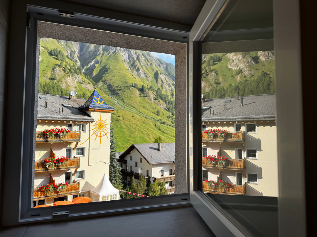 Black Summit Samnaun Boutique Hotel