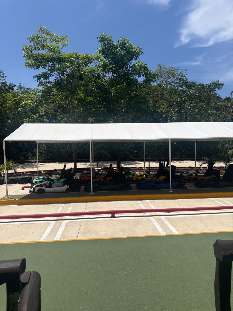 巴塞罗玛雅克罗尼尔酒店 - 全包式-旅行者