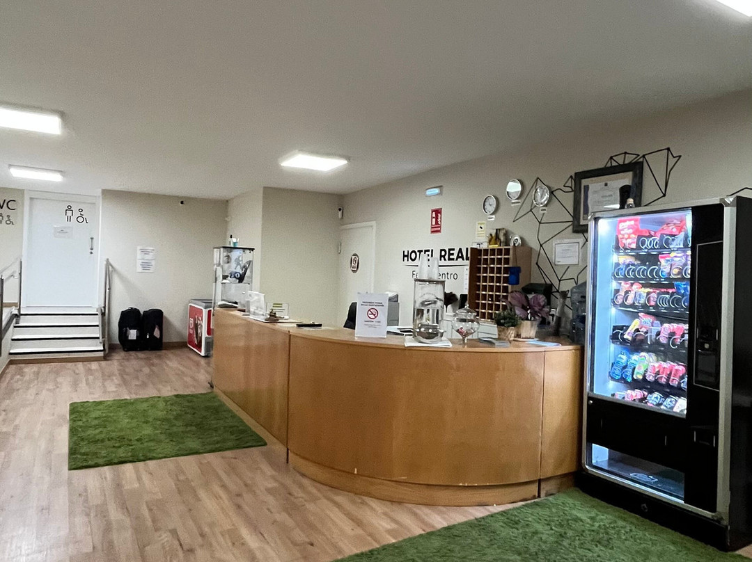 皇家菲罗尔酒店主图