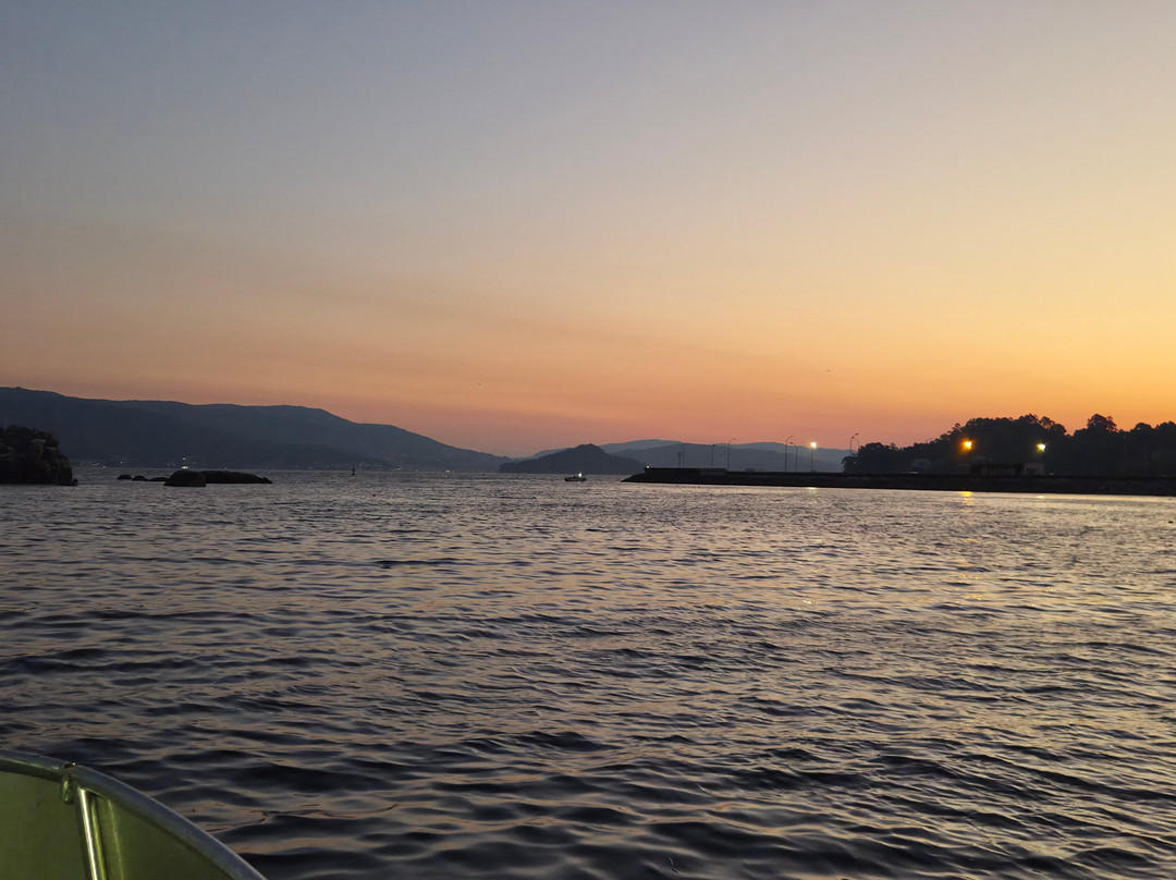 Pesca Turismo Campelo Combarro-Combarro必去景点