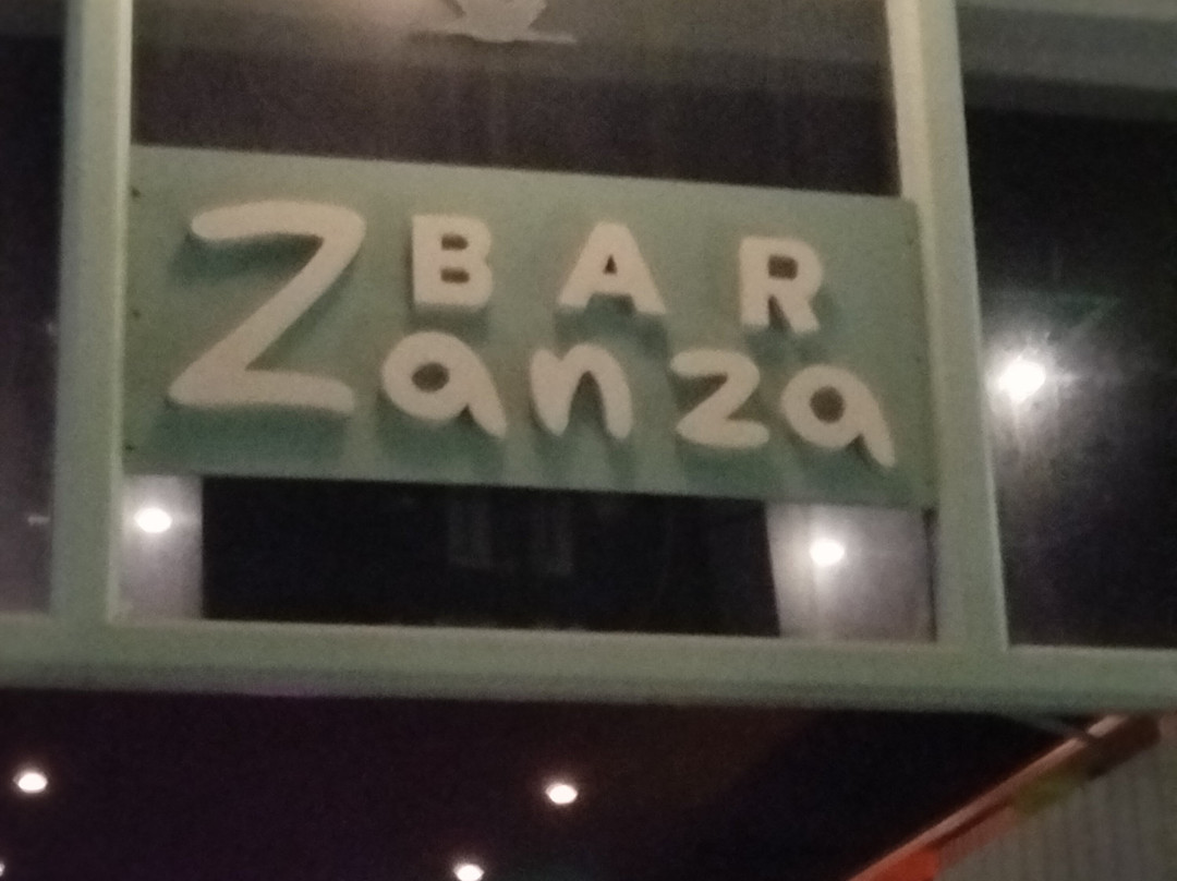 Zanza Bar-Poros必去景点