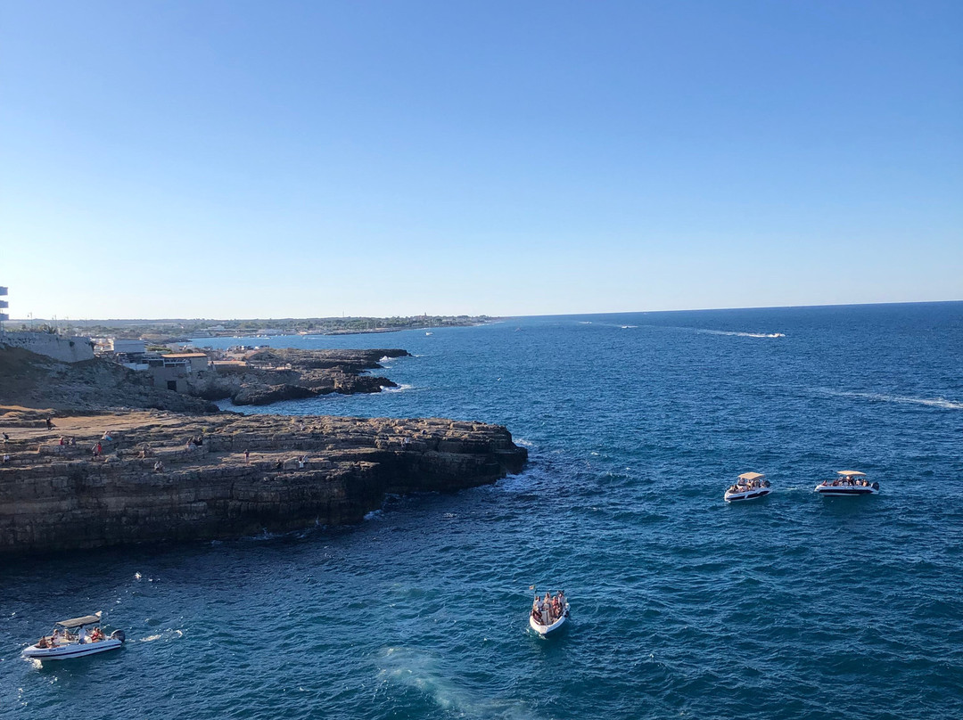 Centro Storico di Polignano a Mare-波利尼亚诺阿马雷必去景点