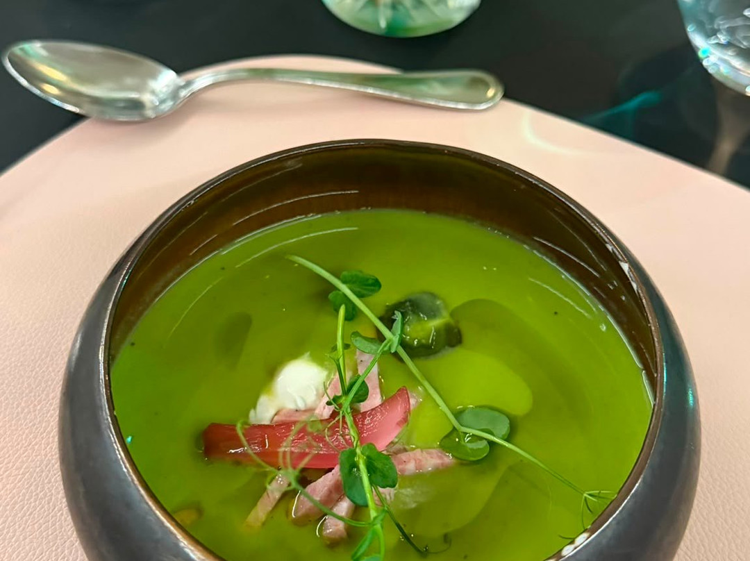 莱布瓦多蒙特酒店主图