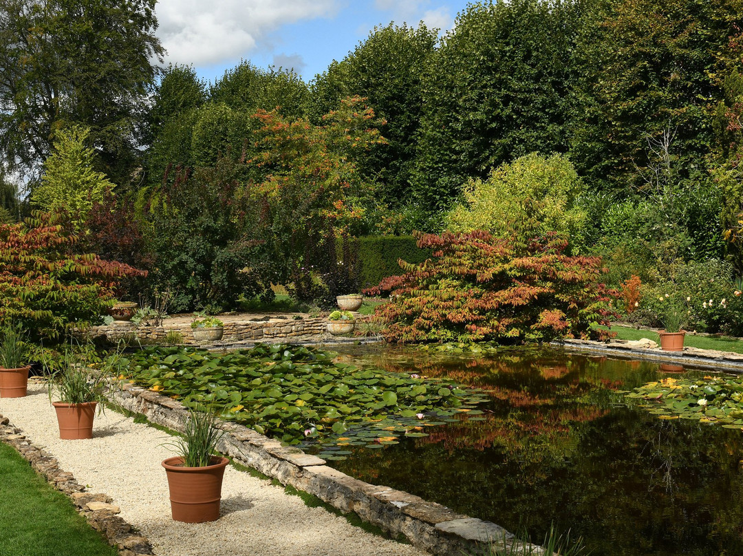 The Courts Garden-Holt必去景点