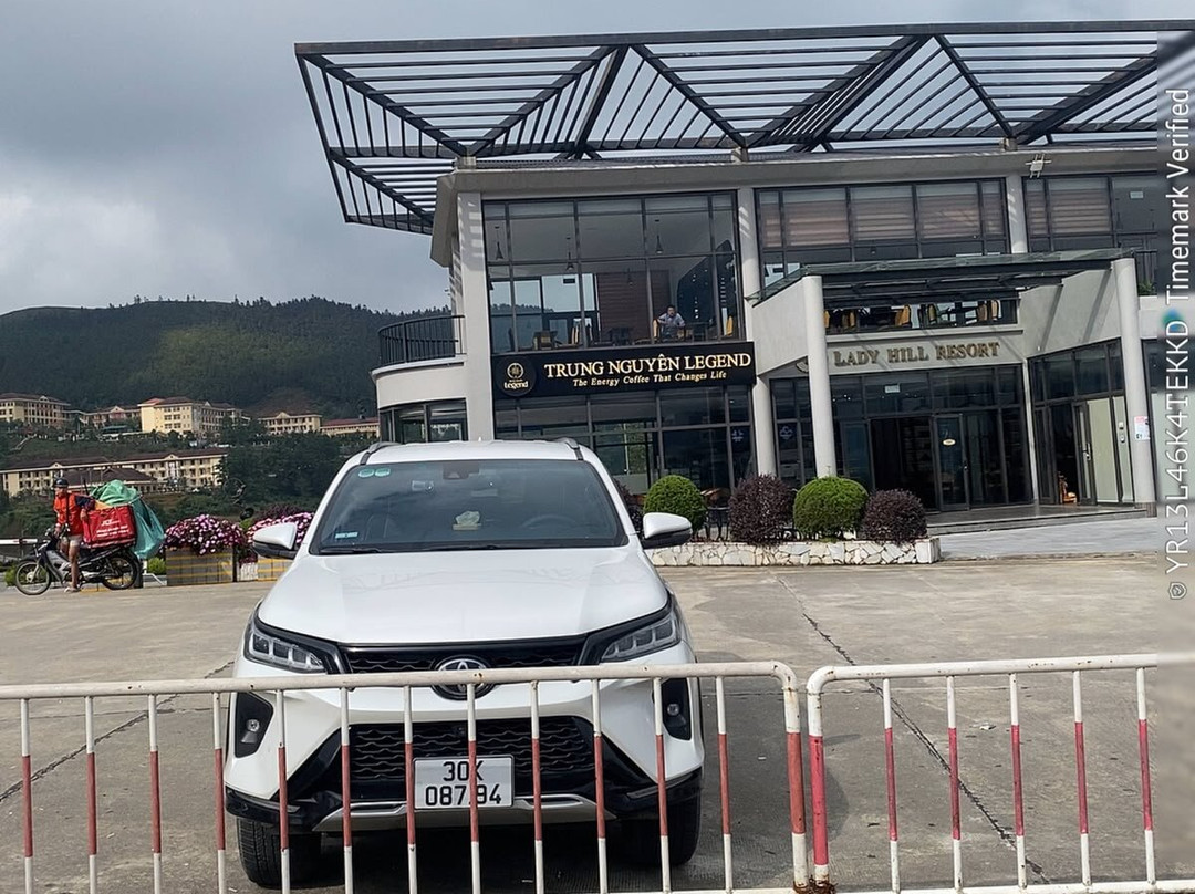 Amazing Car Service-河内必去景点