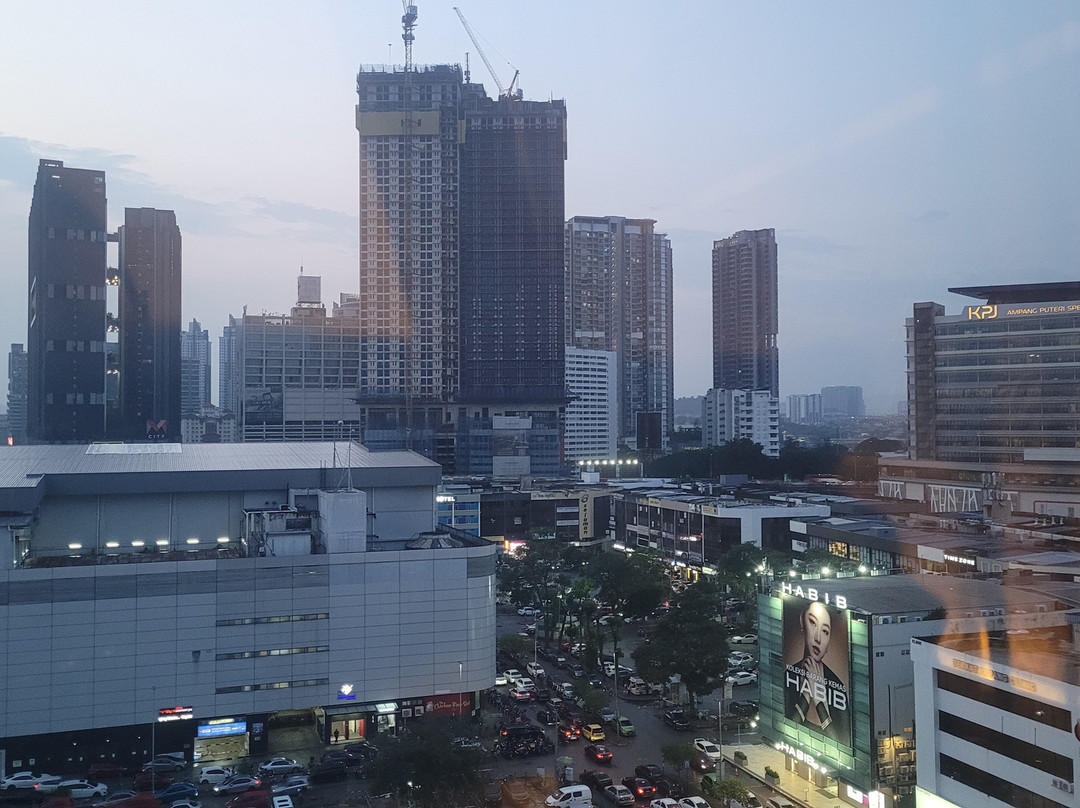 吉隆玻安邦德帕尔玛酒店主图