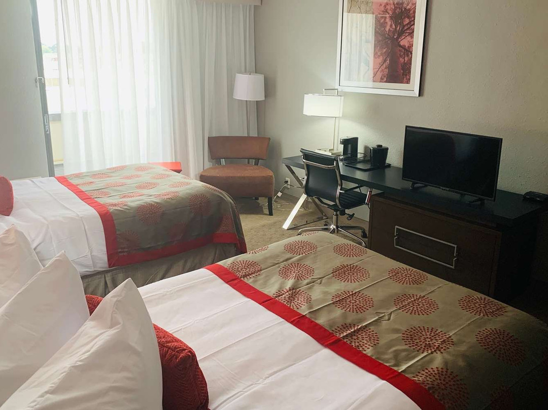 Ramada by Wyndham Texarkana