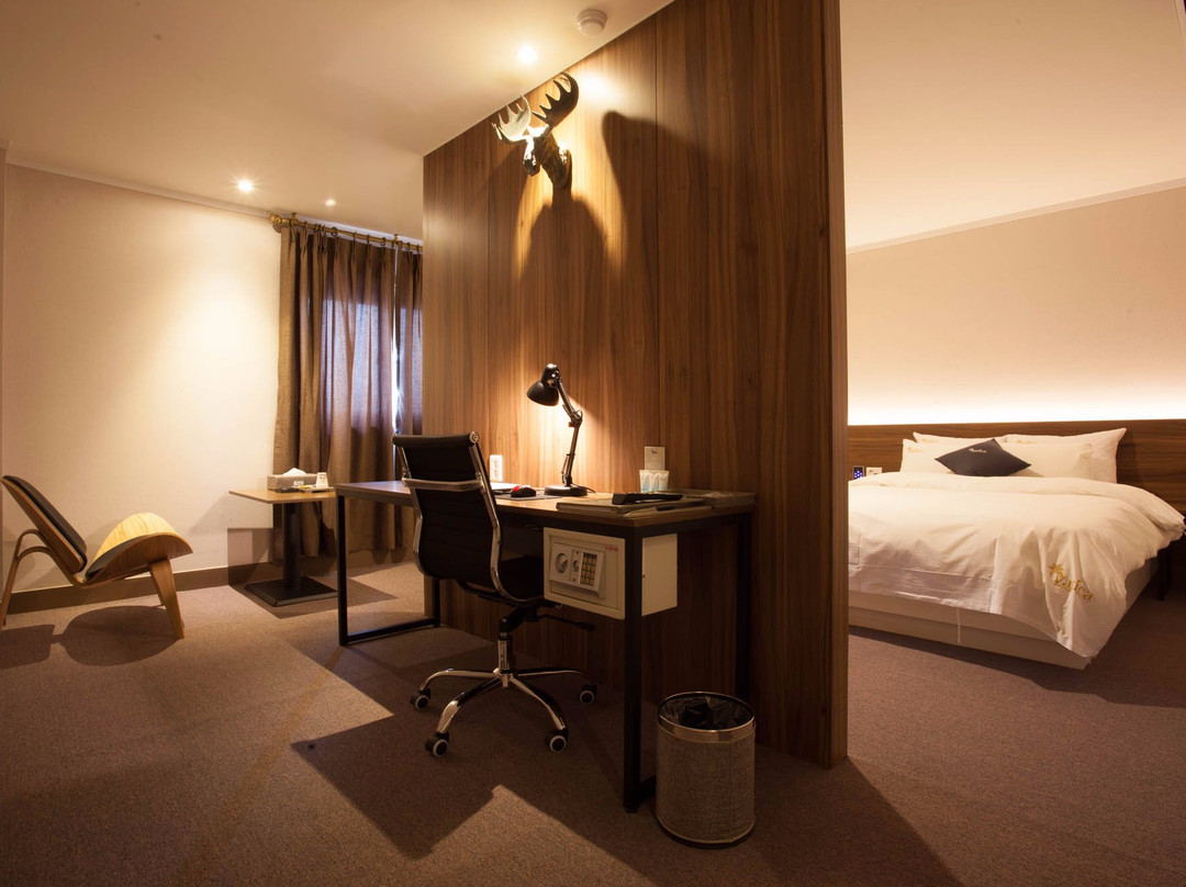 平泽市酒店住宿-Central Person Hotel Pyeongtaek