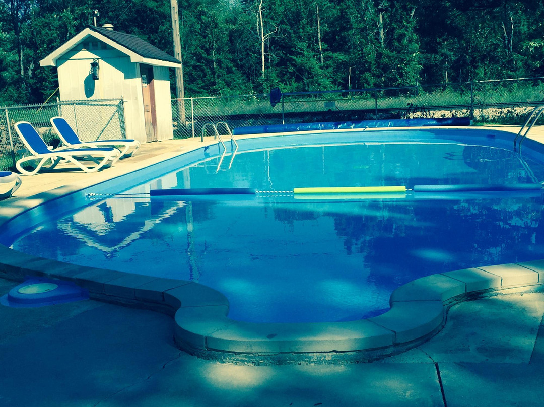 密歇根城酒店住宿-Al & Sally's Motel