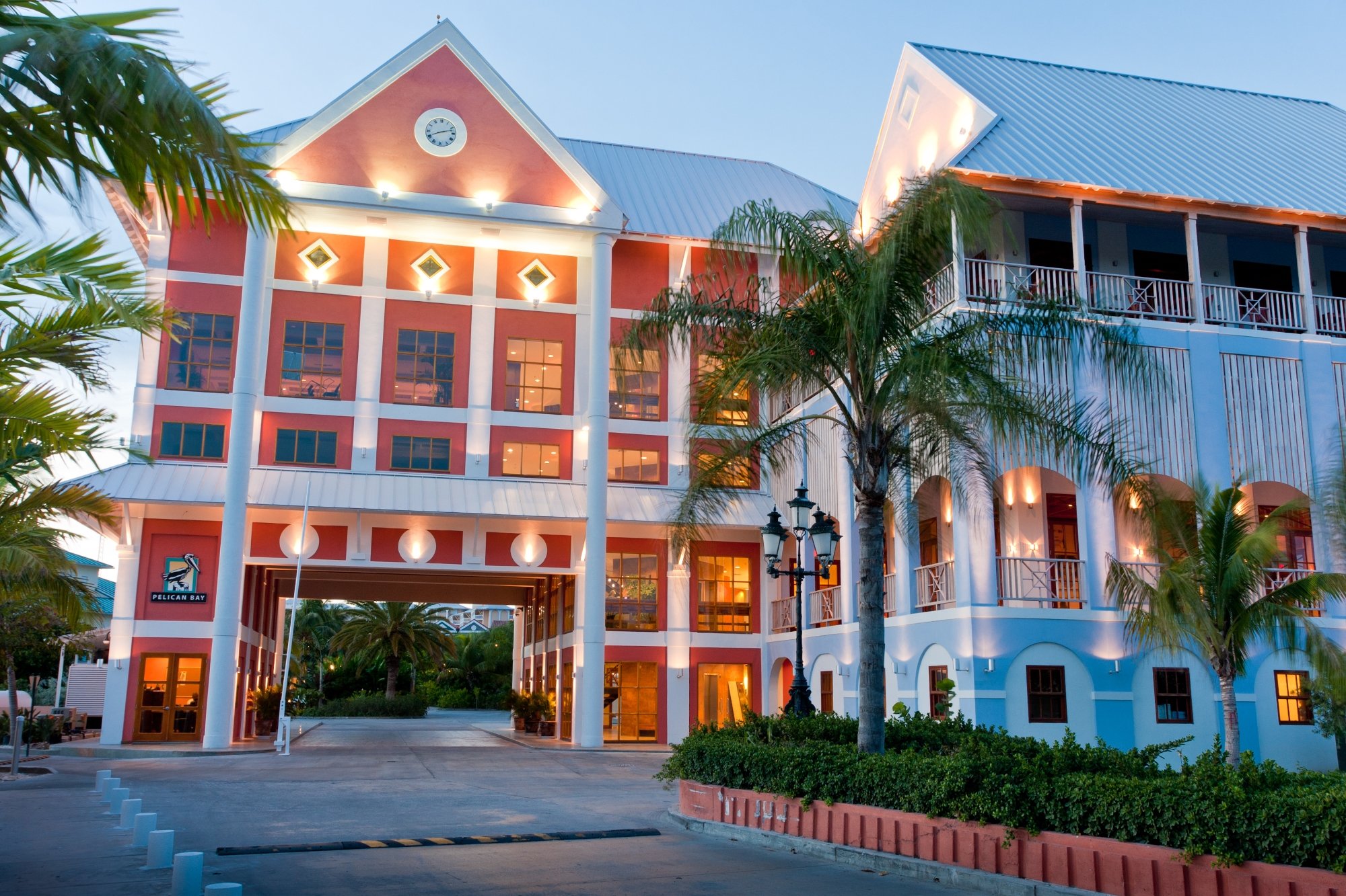 Pelican Bay Hotel-官方