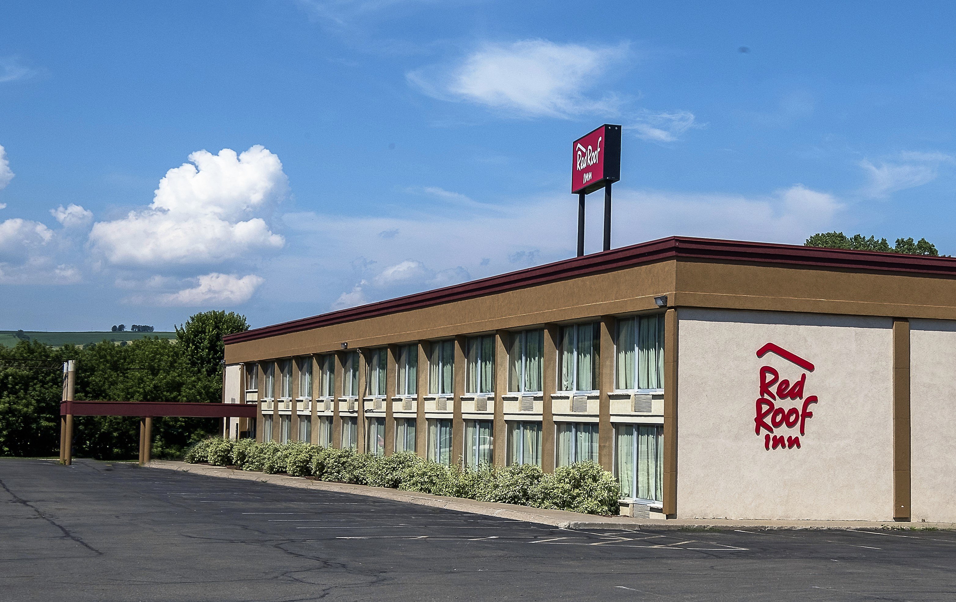 Red Roof Inn Cortland-官方