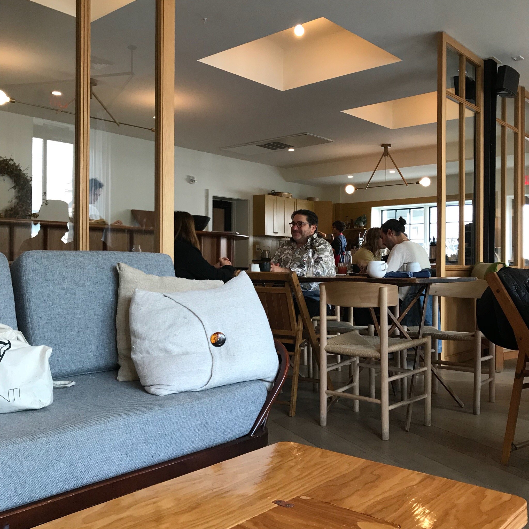 Rivertown Lodge-官方