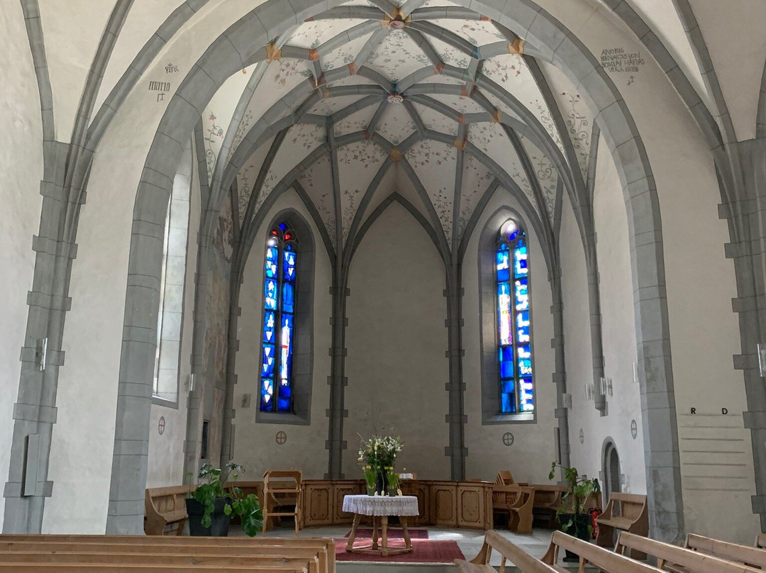 Tarasp Church景点图片