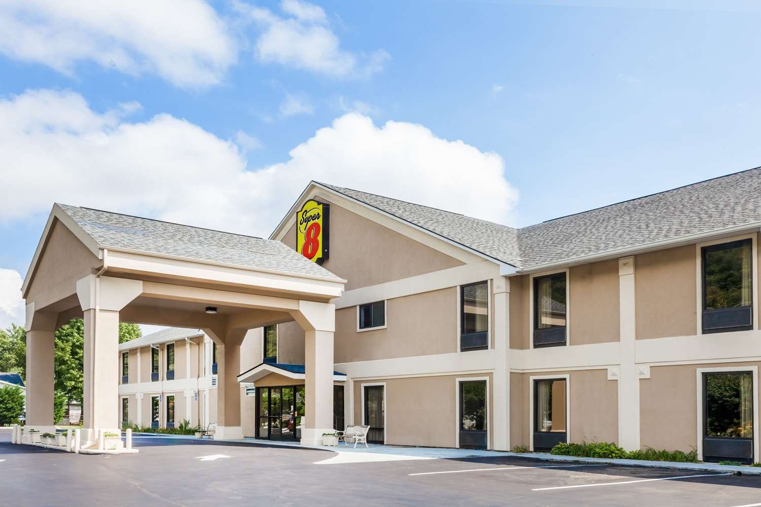 Super 8 by Wyndham Erwin-官方