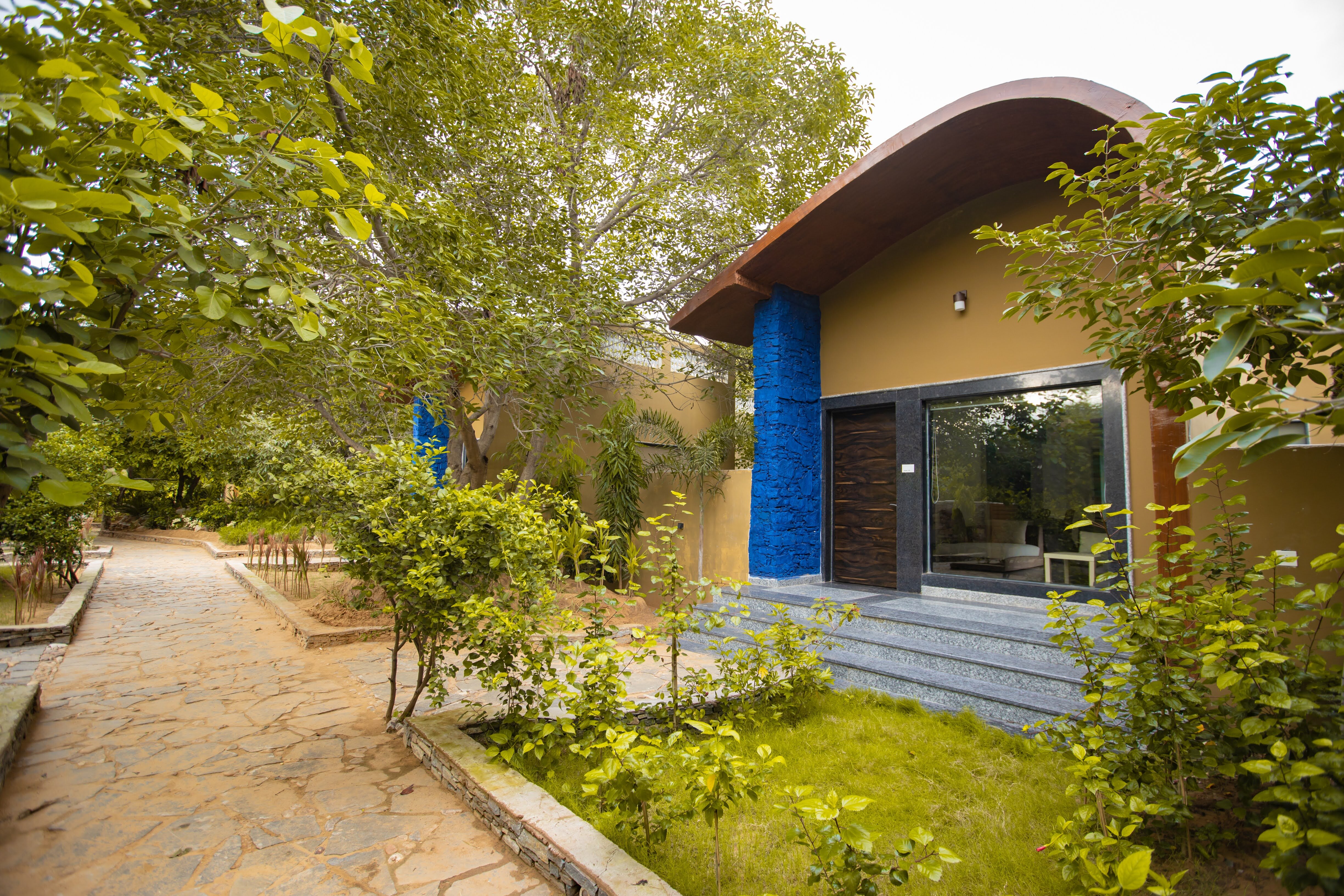 Nature Village Resort-官方