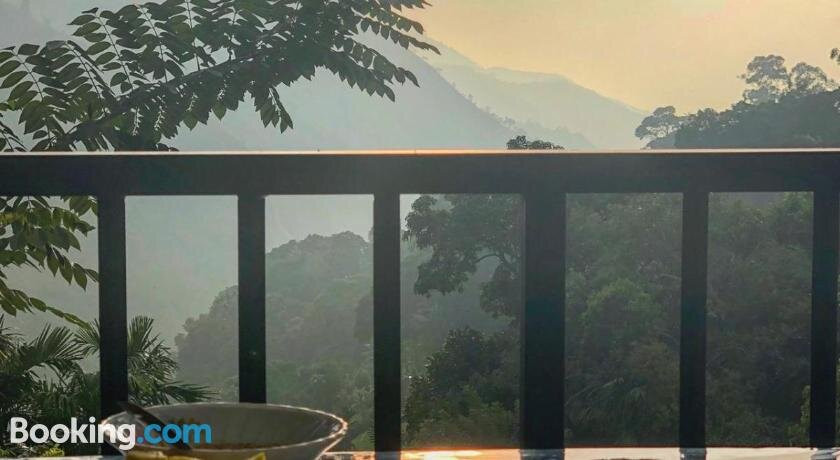 Adam’s Apple Homestay