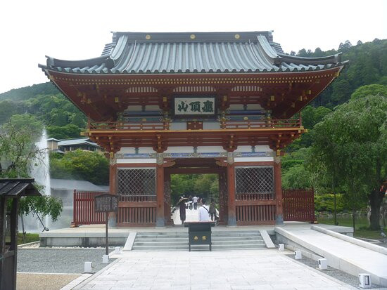 Katsuo-ji Temple Sanmon-美浓市必去景点