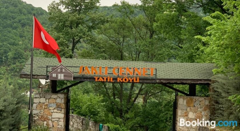 Sakli Cennet Esadiye