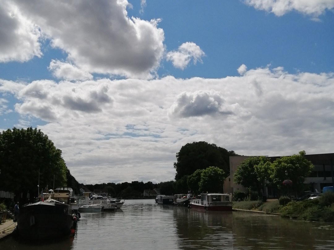 Canal de Briare et ses écluses