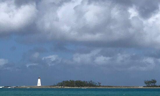 Paradise Island Lighthouse景点图片