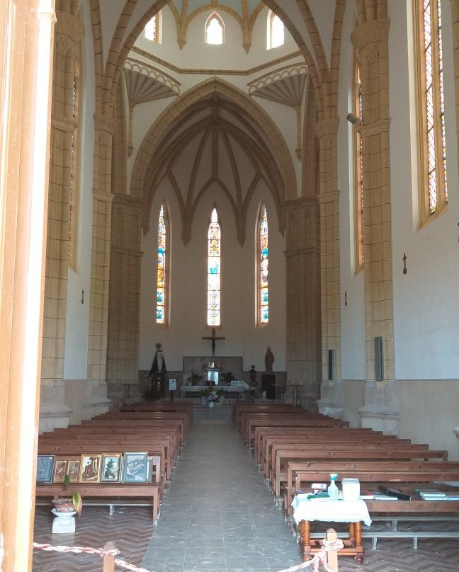 Parroquia de San Pedro Ad Vincula-Cobreces必去景点