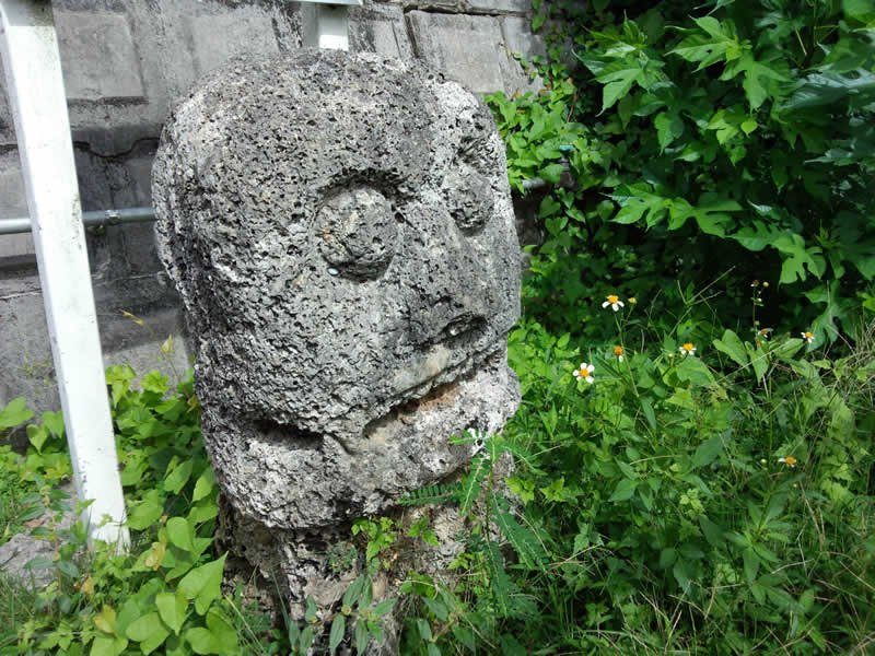 Stone Statue of Lion in Motobu景点图片