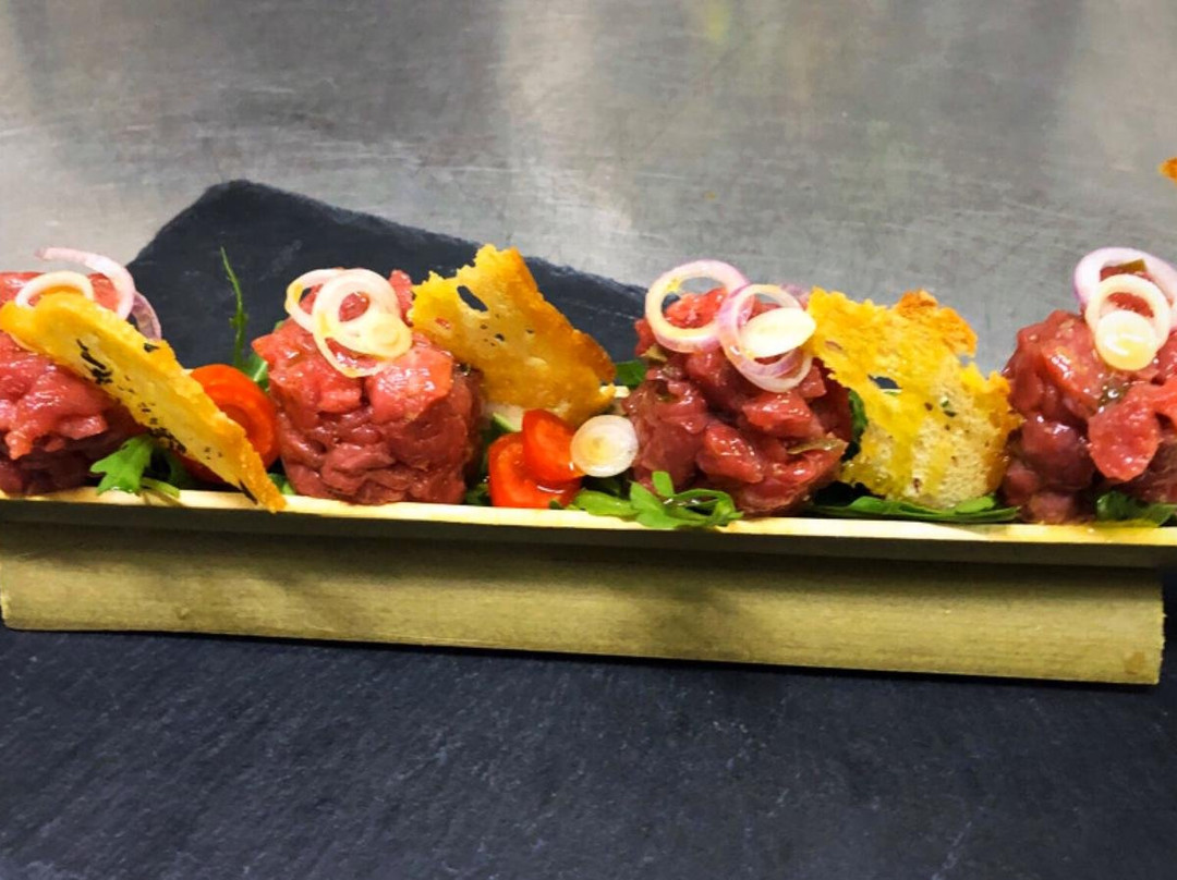 Cerasa餐馆和美食-La Grotta di S.Paterniano