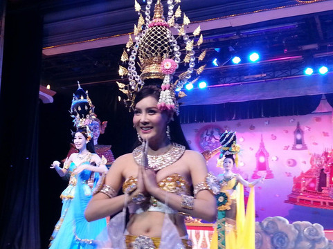 金东尼人妖秀-曼谷必去景点