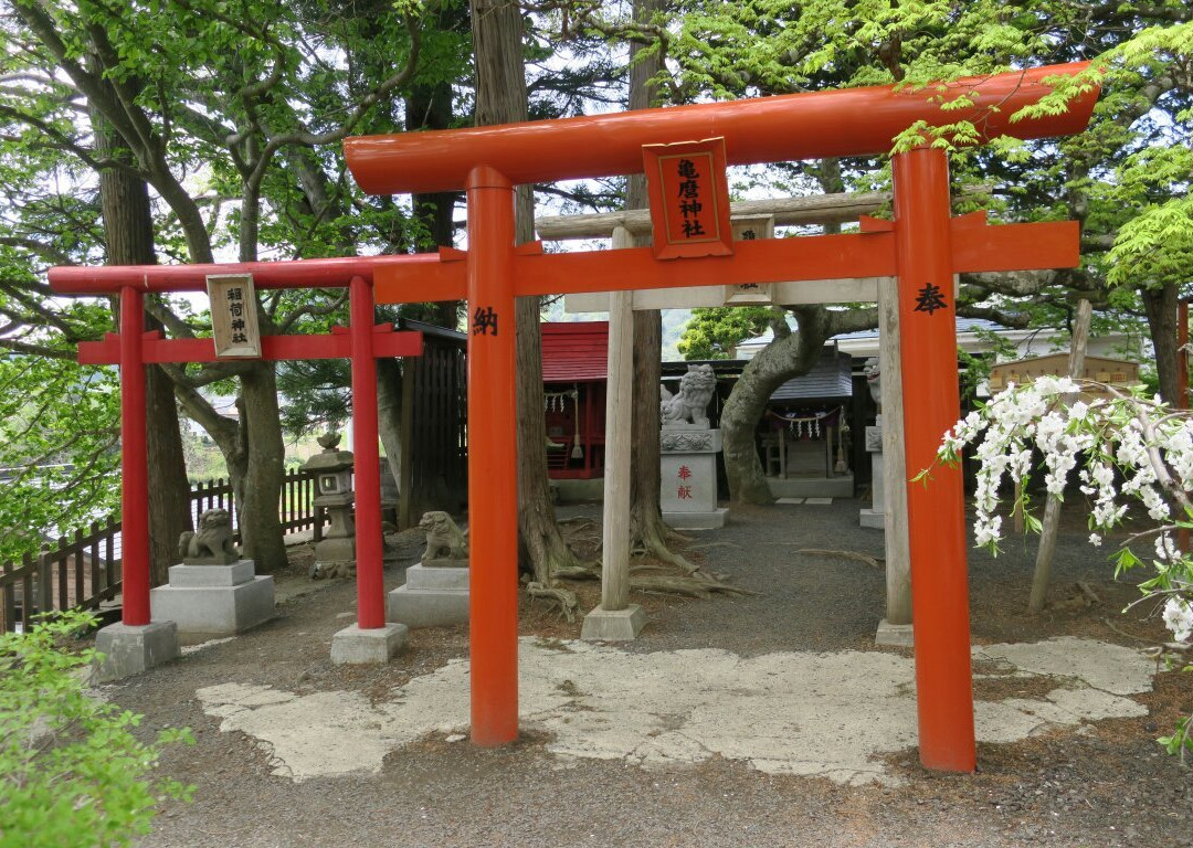 Kamemaro Shrine景点图片