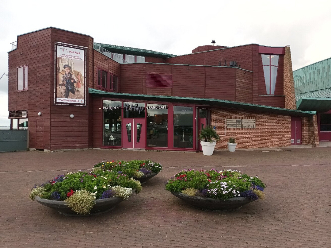 Municipal Theater Het Park-霍伦必去景点